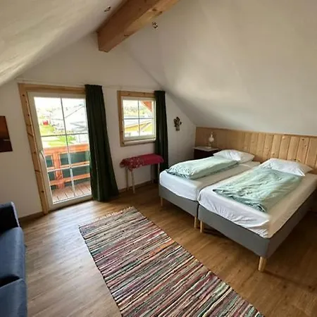 Villavoigt, Gezellig Familiehuis Aussere Kainisch