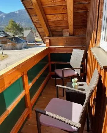 Villavoigt, Gezellig Familiehuis Aussere Kainisch