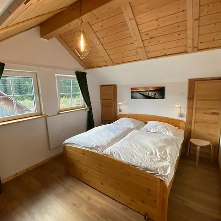 Villavoigt, Gezellig Familiehuis Aussere Kainisch